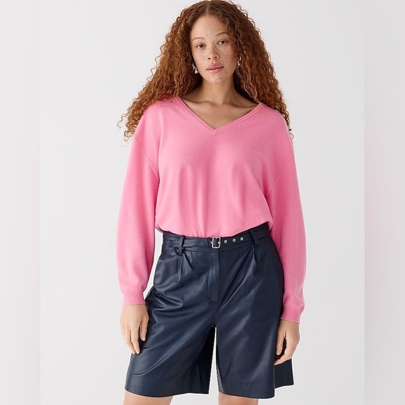 J. Crew Cashmere relaxed V-neck sweater
Item BA394 - Picture 1 of 5